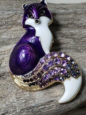 New Fox Brooch Purple Enamel and Rhinestones Gold Tone Metal Base